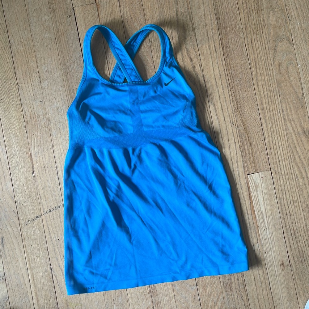Nike Dri-Fit Exercise Top